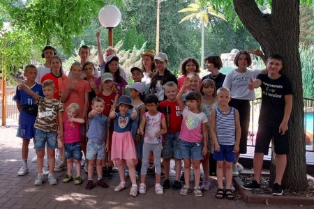 Діти з прийомних сімей відвідали Дендропарк