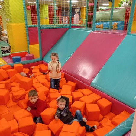 Діти відвідали розважальний центр «Crazy-Iand»